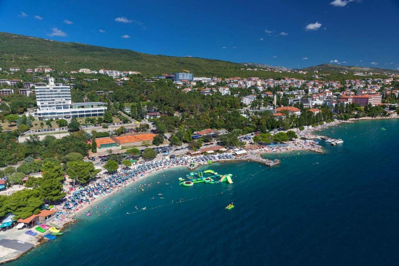 Apartments With A Parking Space Dramalj, Crikvenica - 5576 Exterior photo